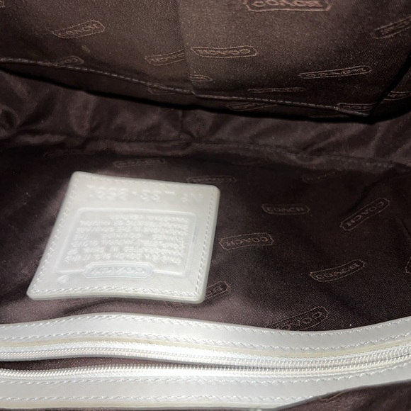 Coach Leather Hobo Shoulder Bag – Tan with Cream Trim - Picture 6 of 7